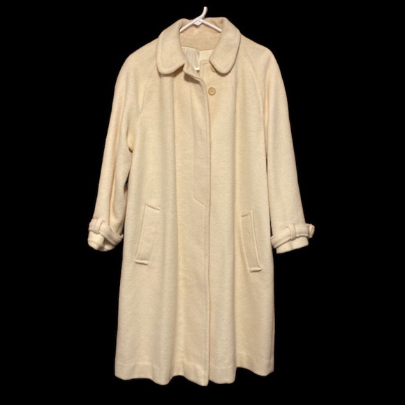 Vintage Jackets & Blazers - Vintage Concept Wool long coat cream lined women’s size 6